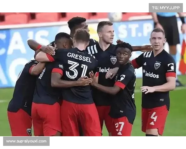 华盛顿联防线薄弱,芝加哥火焰施压不减 华盛顿联防线薄弱,芝加哥火焰施压不减