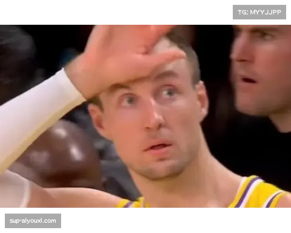 肯纳德湖人无球跑动创造机会 但接球投篮命中率出现下滑